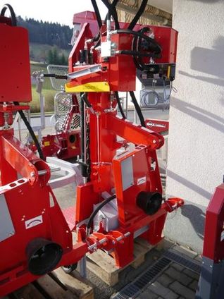 Landtechnik Schmieder - Lancmann ST i 26 C
