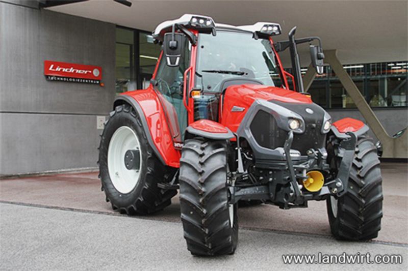 Lindner Lintrac 110 beim Rollout