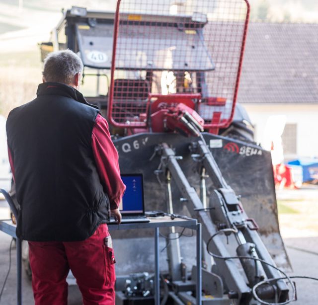 Landtechnik Schmieder - Werkstatt und Service