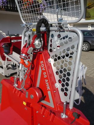 Landtechnik Schmieder - Tajfun EGV 55 AHK